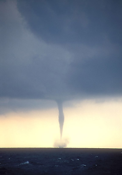 20_Waterspout